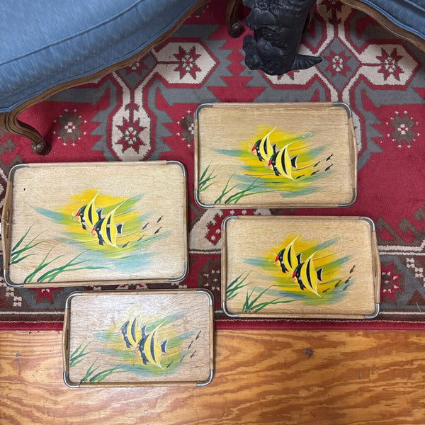 Set of 4 Painted Fish Trays W2199