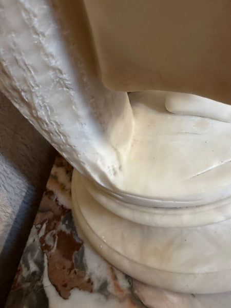 1510 Art Deco Italian Figural Alabaster Lamp Signed "R. Colivicchi"