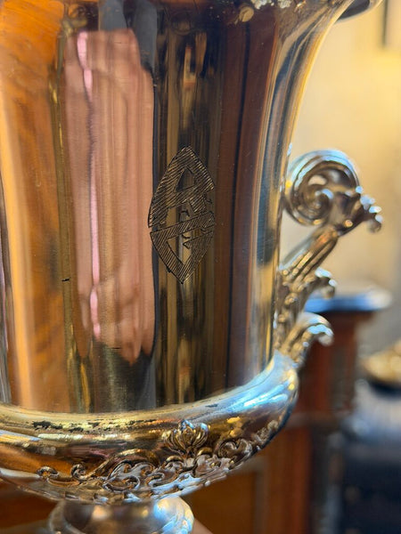 1517 1972 Wooden Golf Trophy