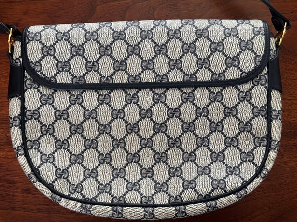 Authentic GUCCI GG Supreme Shoulder Bag Navy FIRM