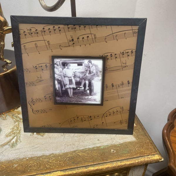 Moxie - J Devlin Music Theme Photo Frame