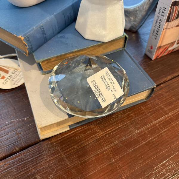 Diamond paper weight / paperweight