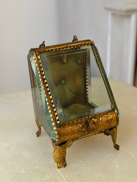 2374 Antique French Green Silk Pocket Watch/Jewelry Display Case