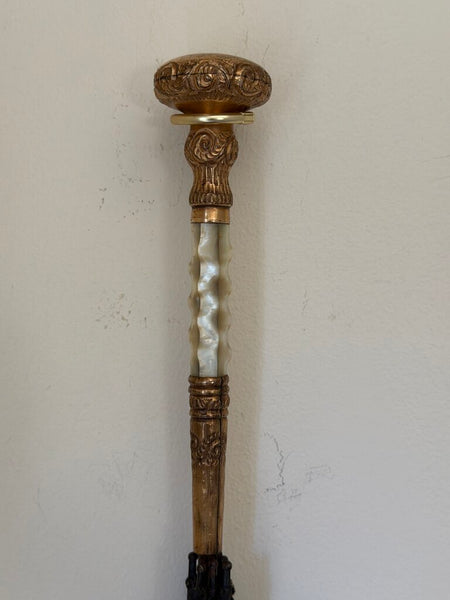 1567 Antique Abalone Shell gilded handle black umbrella