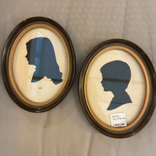 Pair of vintage Silhouette Art