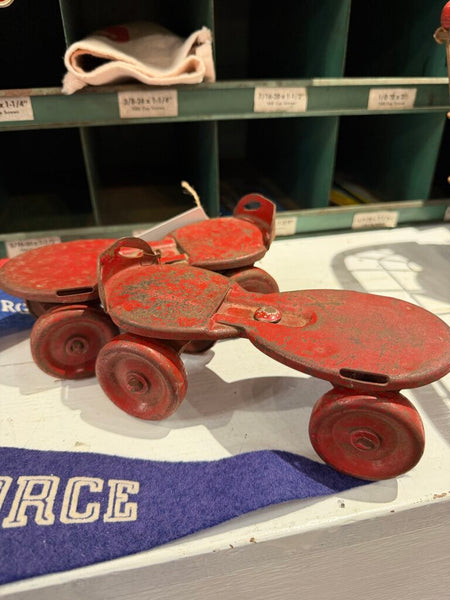 JFV ~ Vintage small child's skates