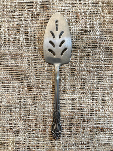 IMPERIAL STAINLESS FLEURETTE GLOSSY STAINLESS PASTRY PIE/CAKE SERVER