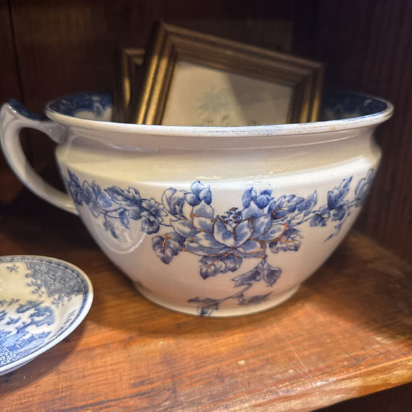 Blue and White Chamber Pot