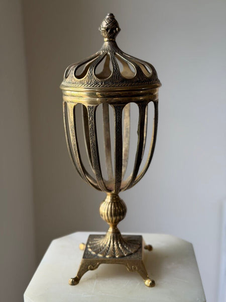 1593 Caged Brass Lidded Urn (no glass)