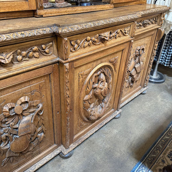 FRENCH LIBARY CABINET 72L 21.5D 94T AS FOUND IN STORE PICK UP ONLY HAS A MIDDLE DOOR, GLASS NEEDS REPLACED