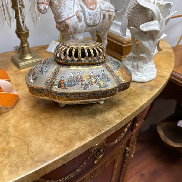 Old oriental incense burner 7.5 x 4.5