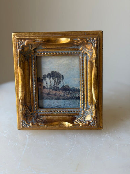 1672 Mini Framed Print