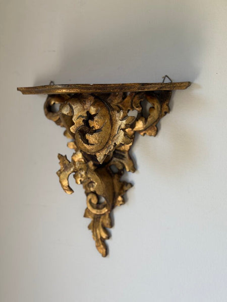 1511 Florentine Wood Gilded Wall Shelf
