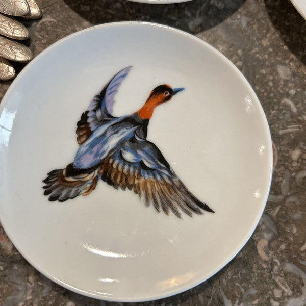 SET OF 4 DUCKS/GEESE WALL HANGINGS