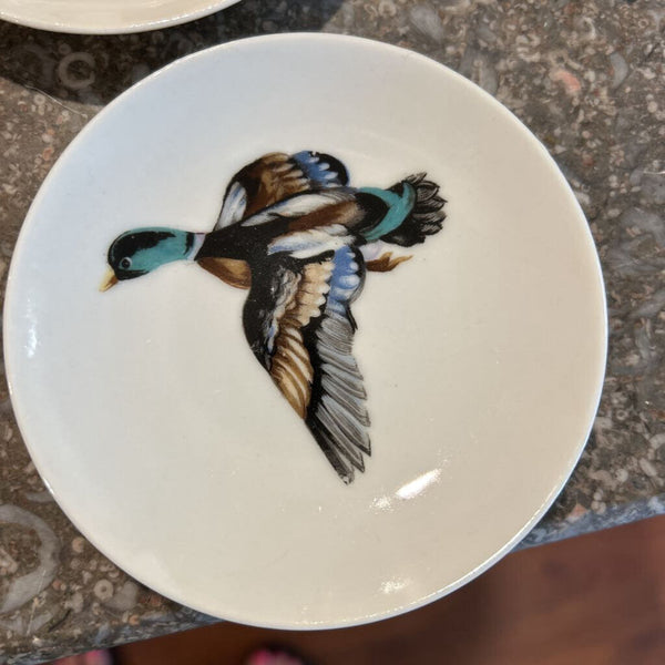 SET OF 4 DUCKS/GEESE WALL HANGINGS