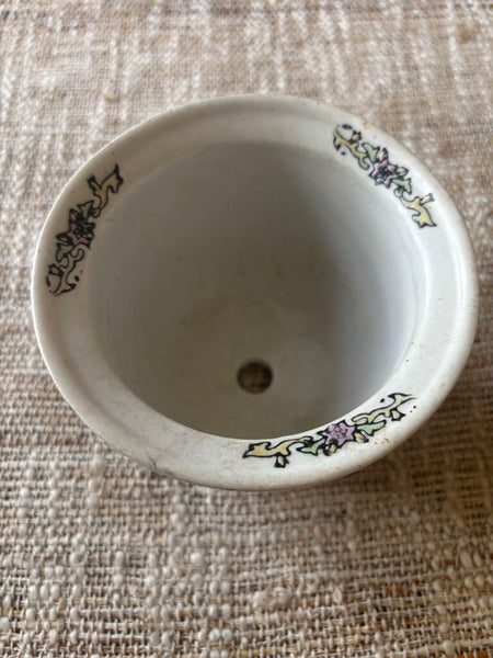 Vtg Chinese Famille Noire Black Daisy Floral Porcelain Cachepot