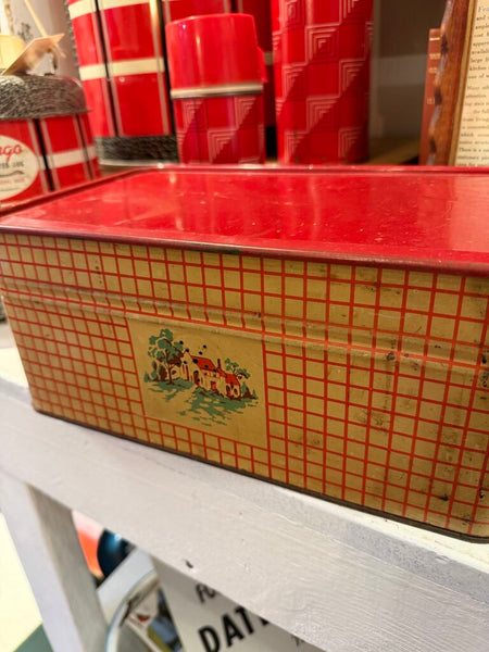 JFV ~ Vintage Biscuit ~ Cookie tin