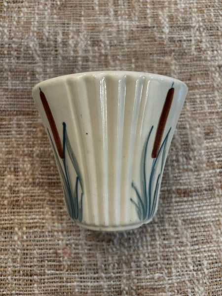 Vintage Abingdon Pot Classic Cattail 4 x 4.5