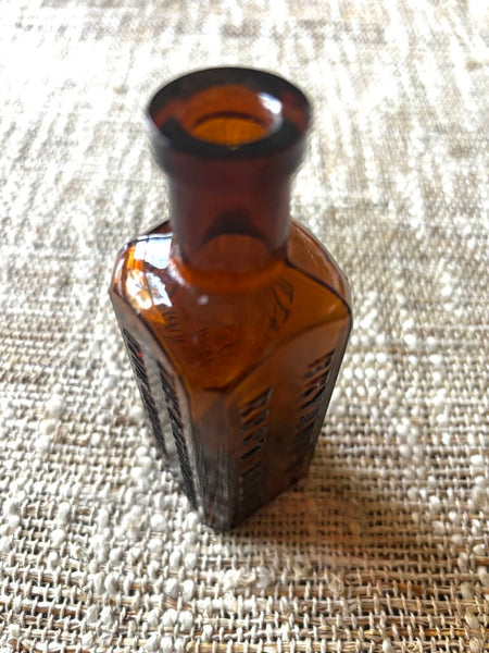Bryant's Root Beer Extract Bottle Vintage Amber Glass Bottle Detroit Michigan