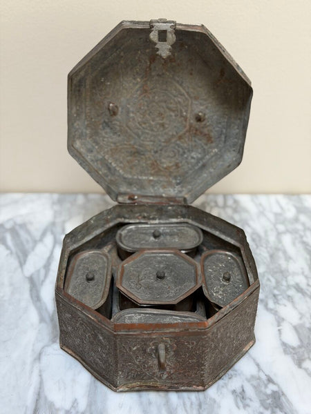 0231 Hand Hammered Antique Metal "Paandaan"