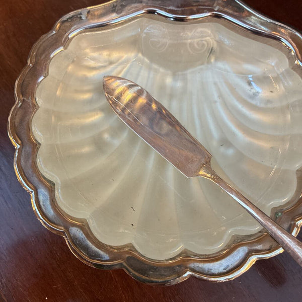 Vintage Lidded Silver Plate Clam Dish w/ Knife 5" x 5"