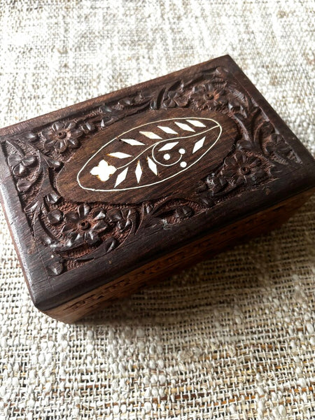 Vtg Rosewood Floral Inlay Trinket Box