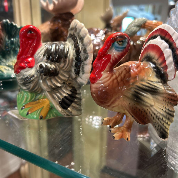 VINTAGE TURKEY SALT AND PEPPER SHAKERS