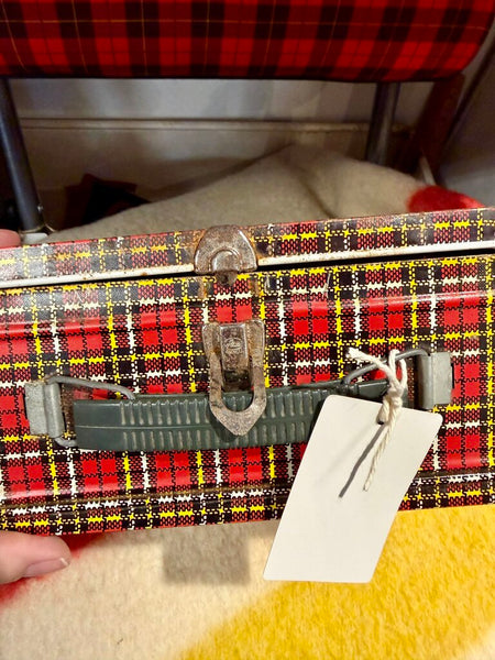 JFV ~ Vintage plaid lunchbox