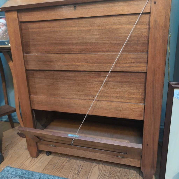 Beautiful Wooden Antique Blanket Storage with Hidden Drawer with Key. 32x16x44. IN STORE PICK UP