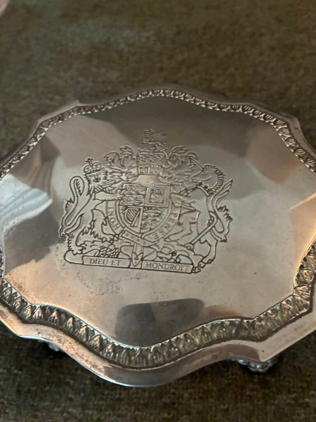 Vintage International Silver Plate Trinket Box 6.5 x 6 x 3