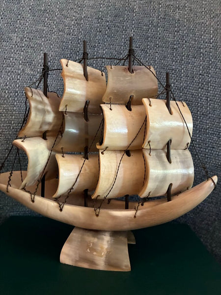 Vintage Cow Bull Horn Ship 8" x 8"