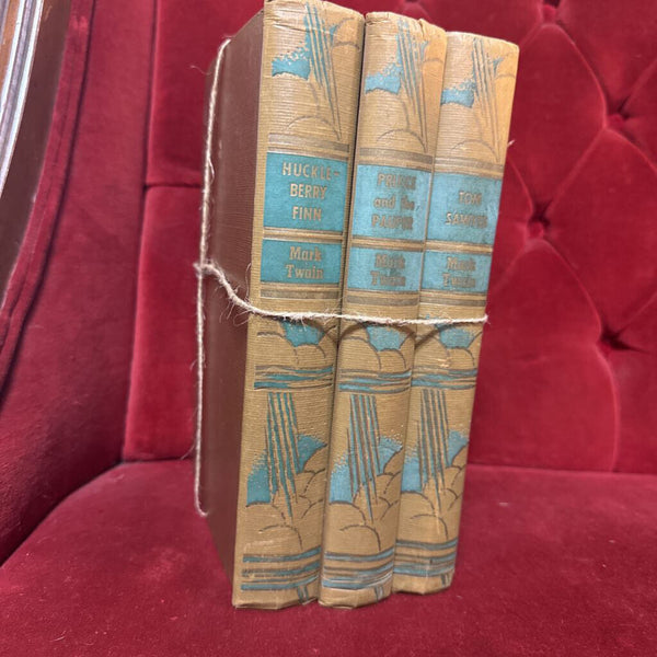Set of 3 Antique Mark Twain Books: Tom Sawyer, Prince and the Pauper and Huckleberry Finn W2361