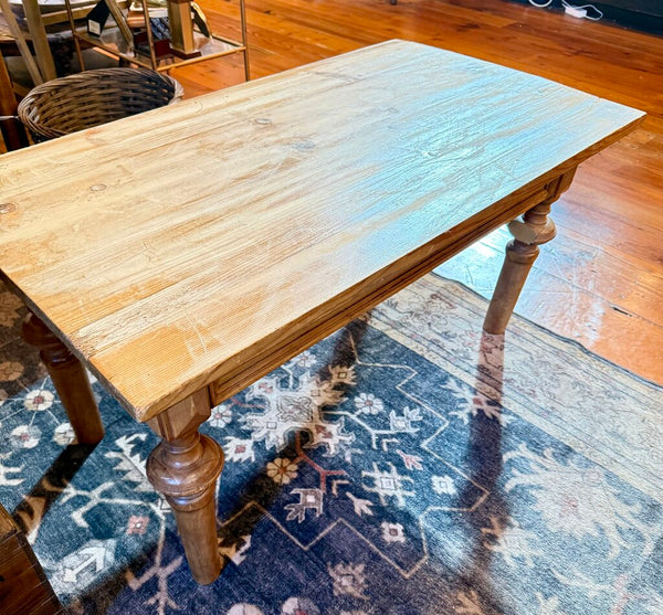 Vintage Pine coffee table 22x38x20T pickup only