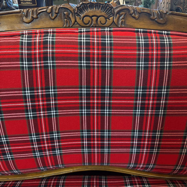 Plaid Settee 46L 24D 39H IN STORE PICKUP ONLY