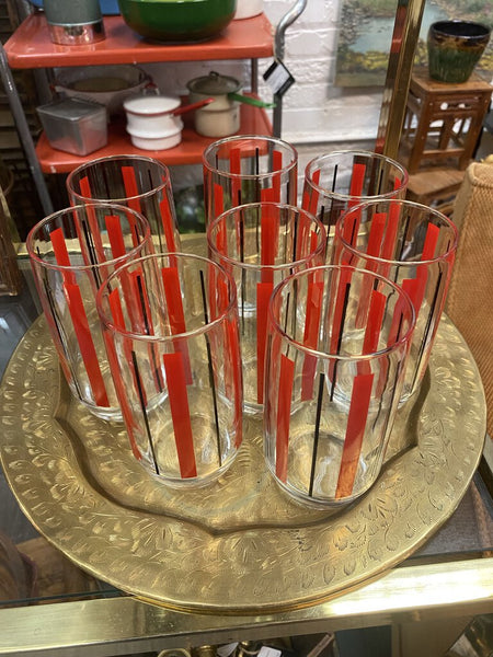 Set of 8 Glasses with Red and Black W0645