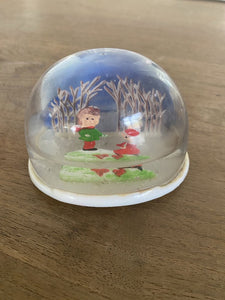 Vintage Elf Snow Globe Hong Kong