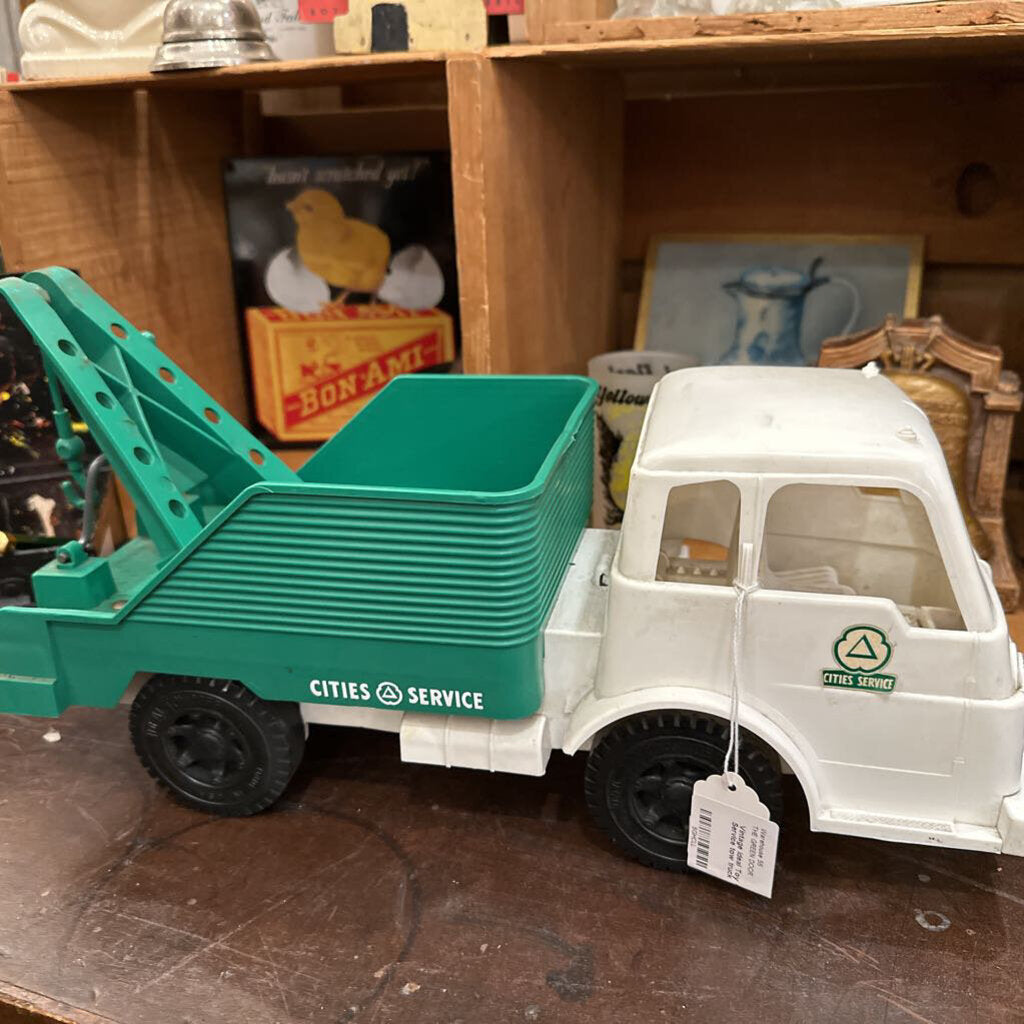 Vintage Ideal Toy Corp Cities Service tow truck