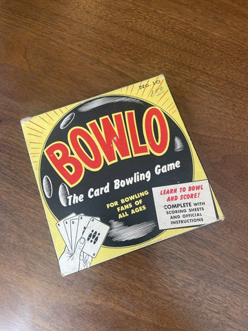 Vintage Bowlo Card Bowling Game W1151