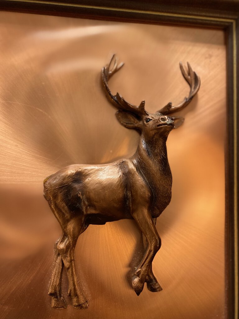 Rose gold deer frame