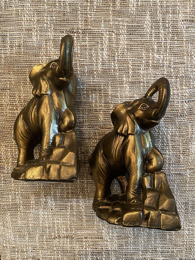 Vintage SCC Pair of Elephant Bookends 1975 Brass Finish