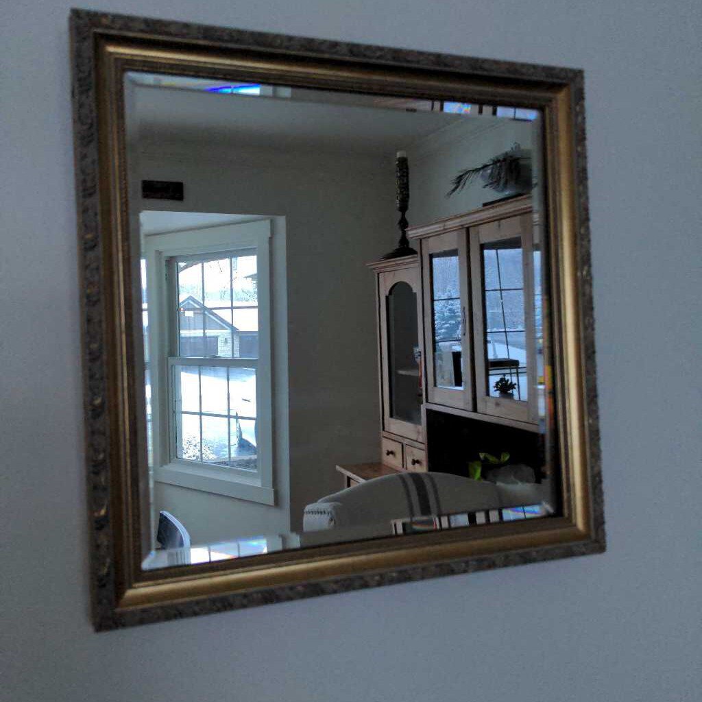 Pretty Square Beveled Glass Gold Mirror 14x14. IN STORE PICK UP ONLY