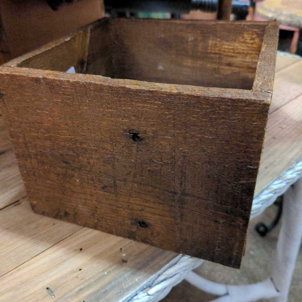 Vintage Square Wood Box. 7x7x5