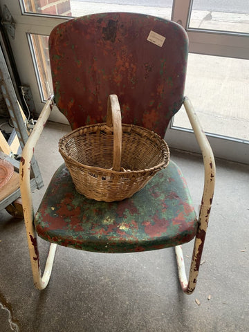 Vintage Metal Garden Chair- Pick up in Store- 21" w x 22" l x 32" t