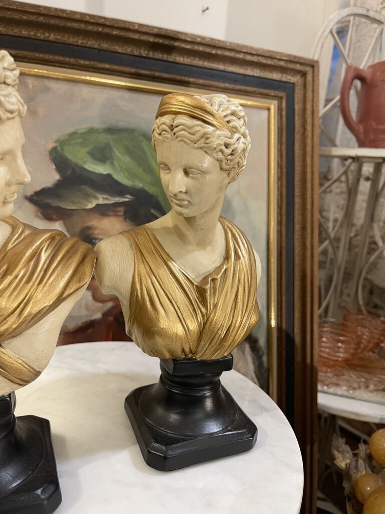 Vintage Diana bust as is